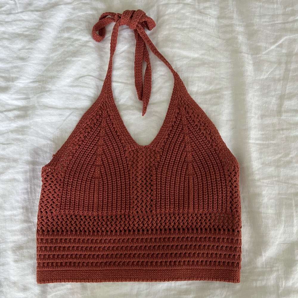 CROTCHET CROP TOP